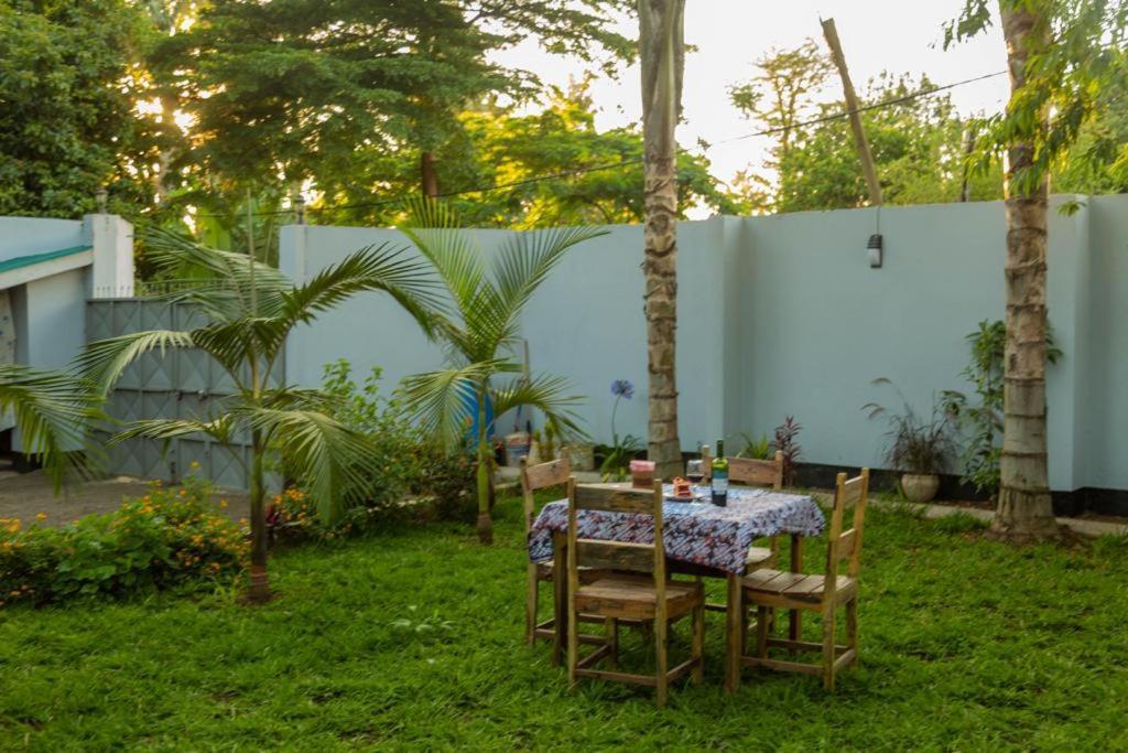 Blue Elephant Villas Arusha Eksteriør bilde